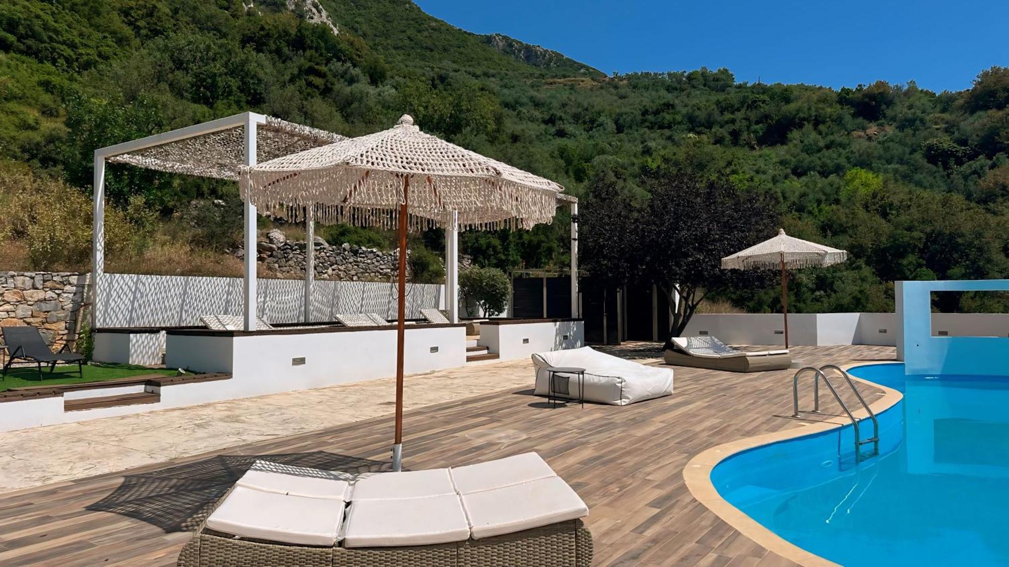 Ryalos Villas Kalamata Exterior photo